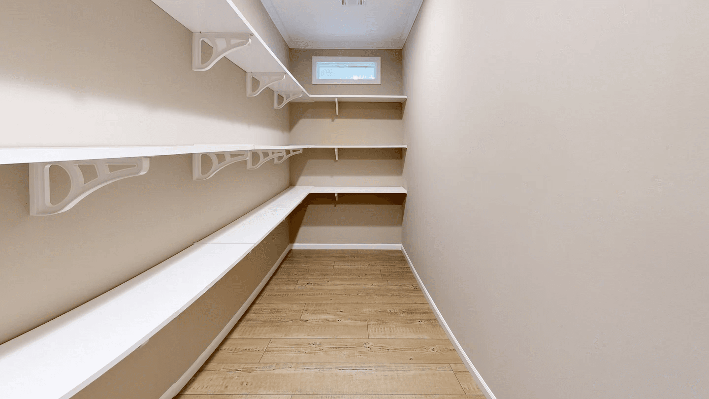 Mclemore interior home features
