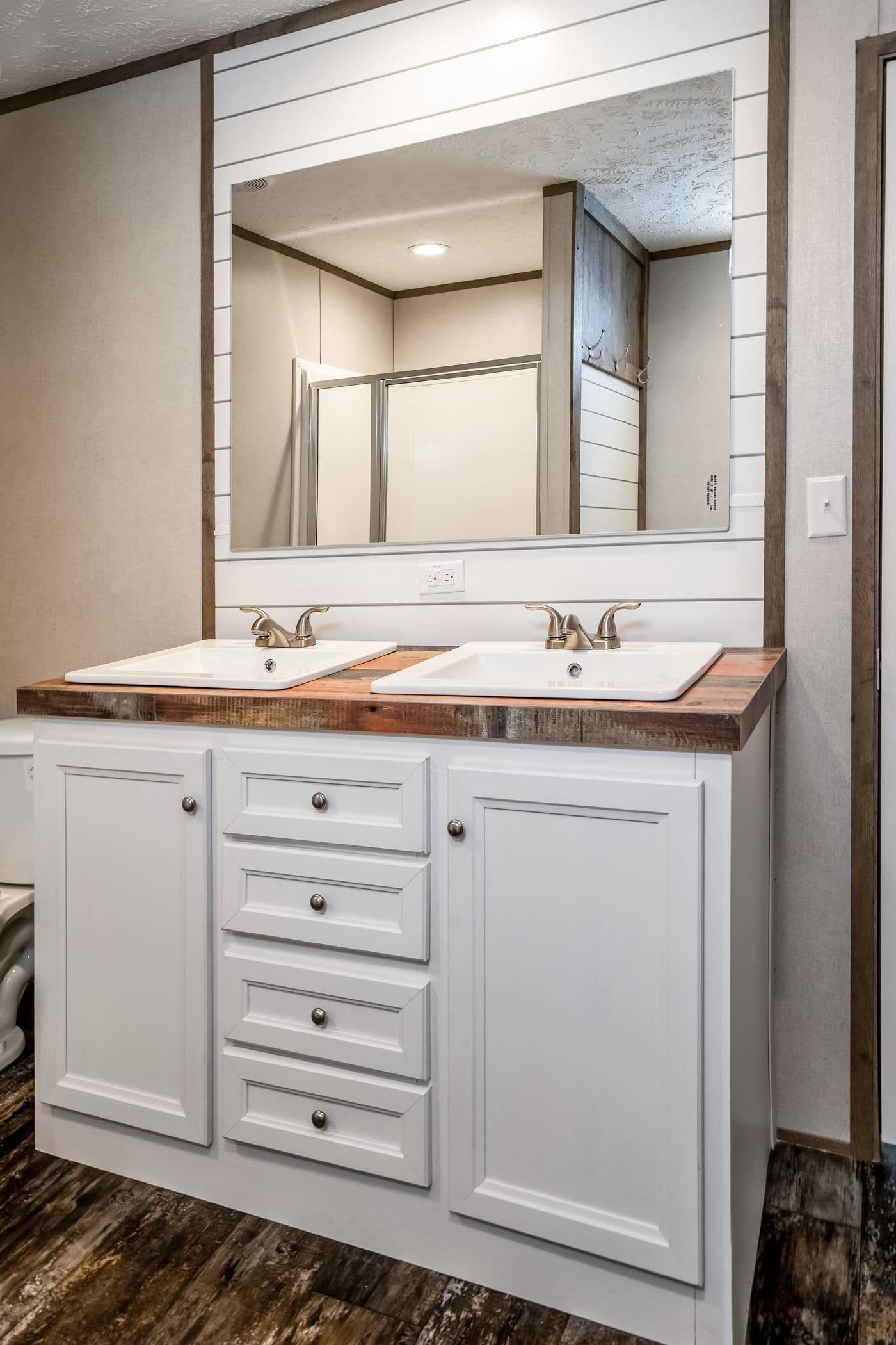Anniversary entertainer bathroom home features