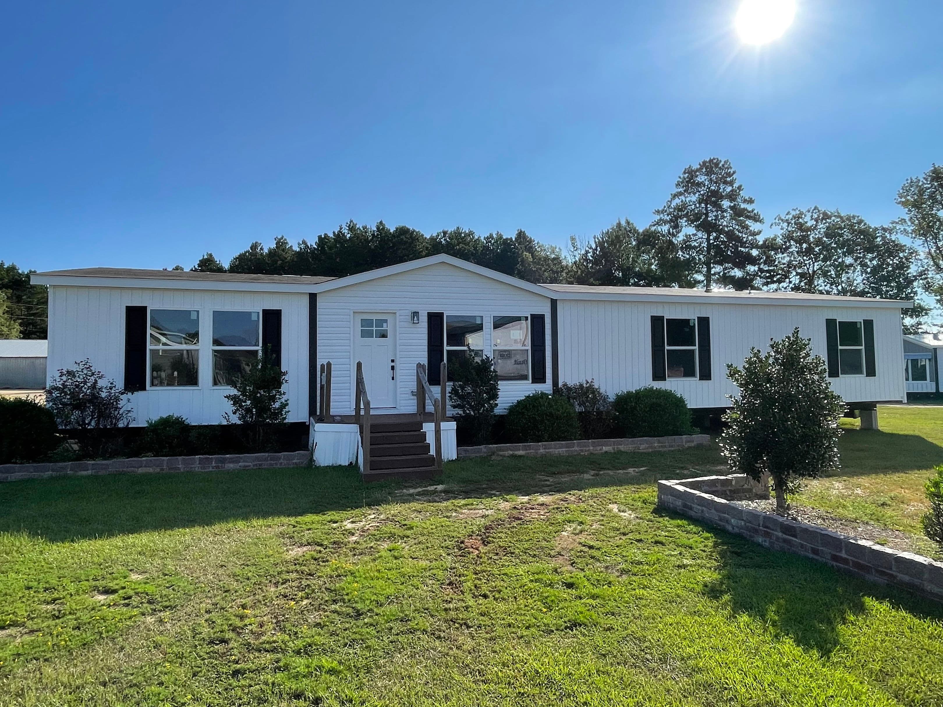 Crockett elevation and exterior home features