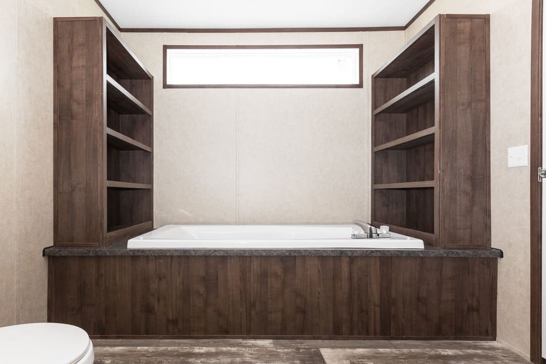 The riverway bathroom home features