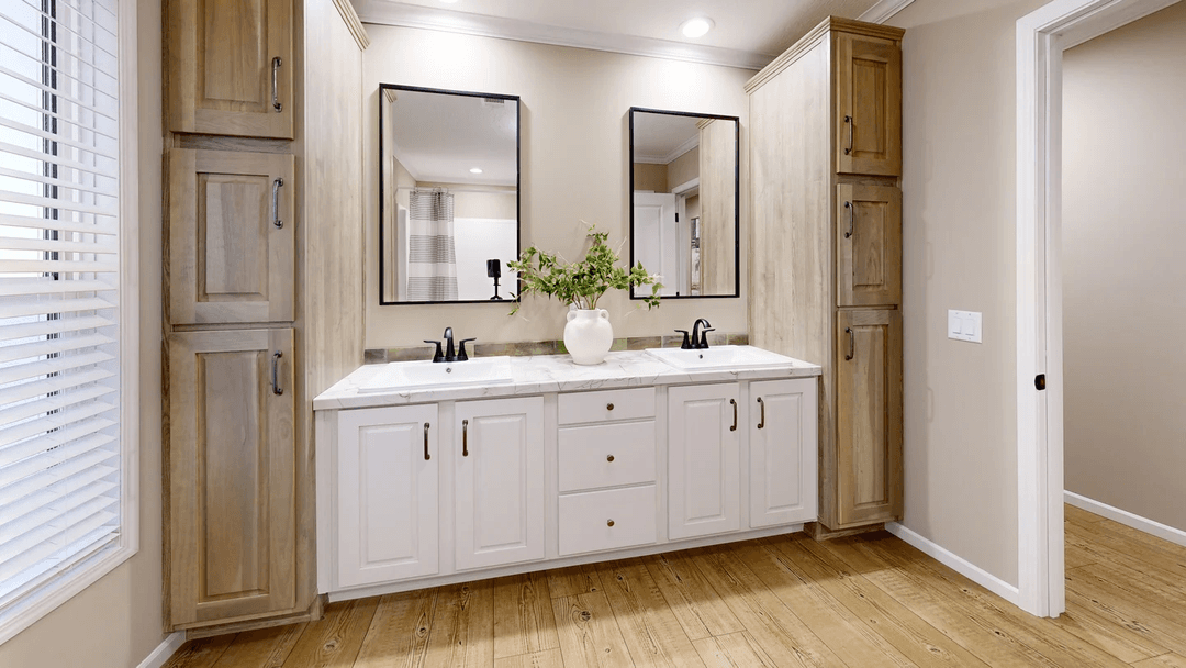 Mclemore bathroom home features