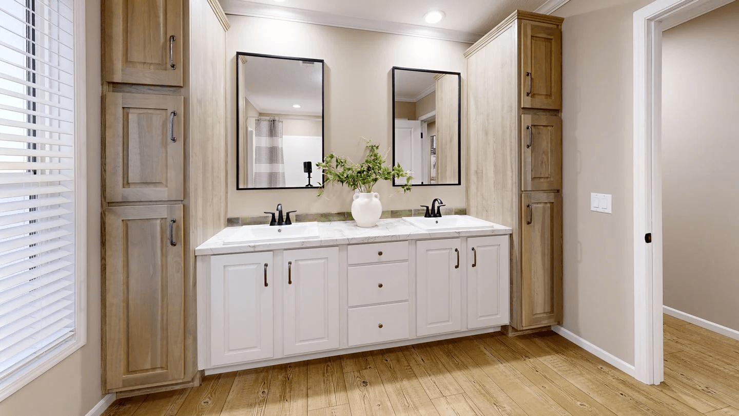 Mclemore bathroom home features