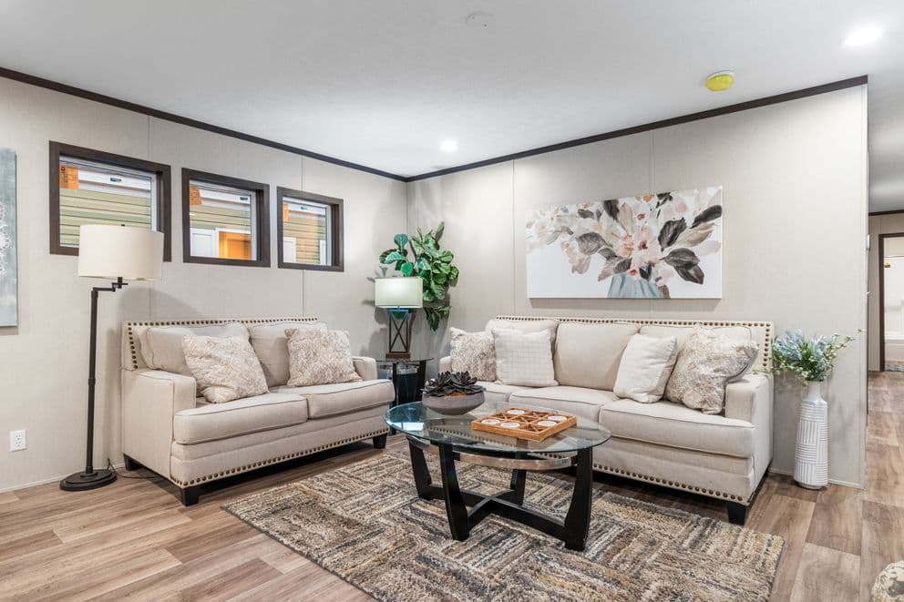 Colossal interior home features