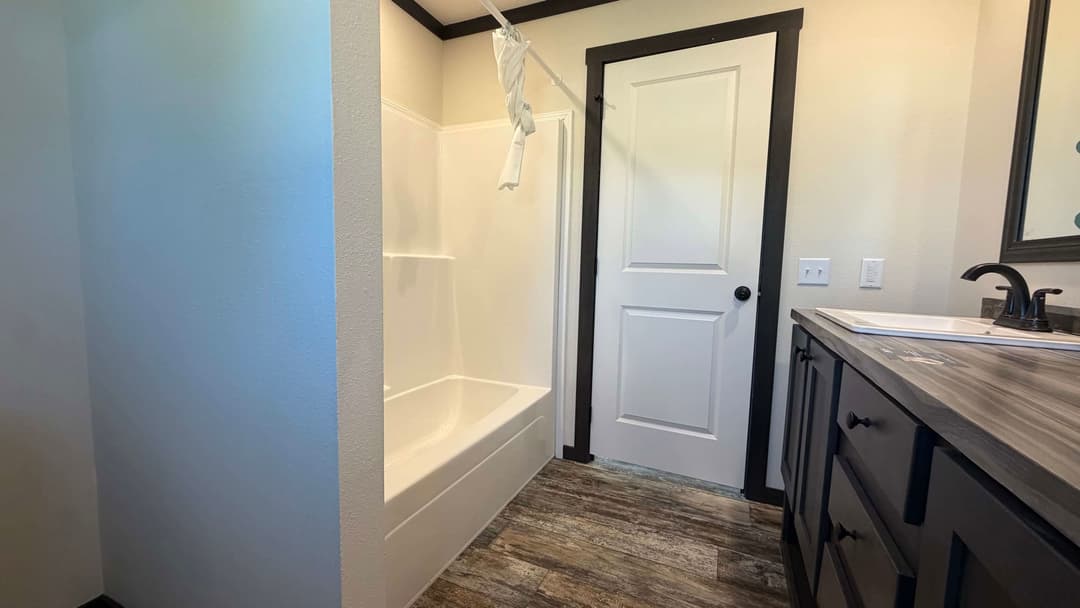 Boujee 56 bathroom home features