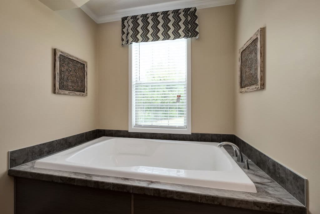 Andrew bathroom home features