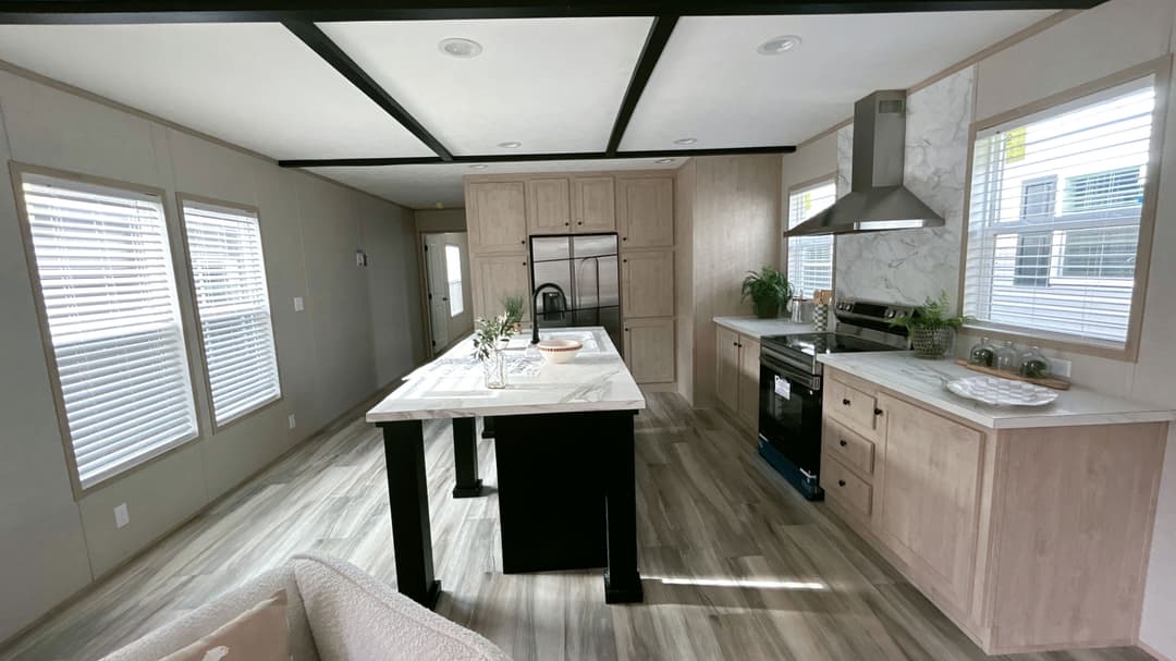 Jewel kitchen home features