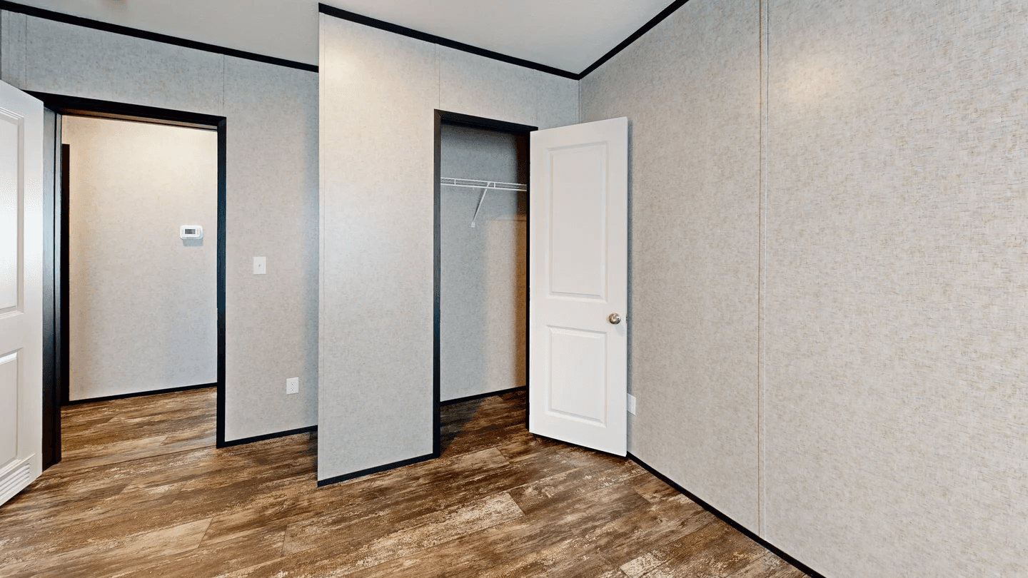 Tributary bedroom home features