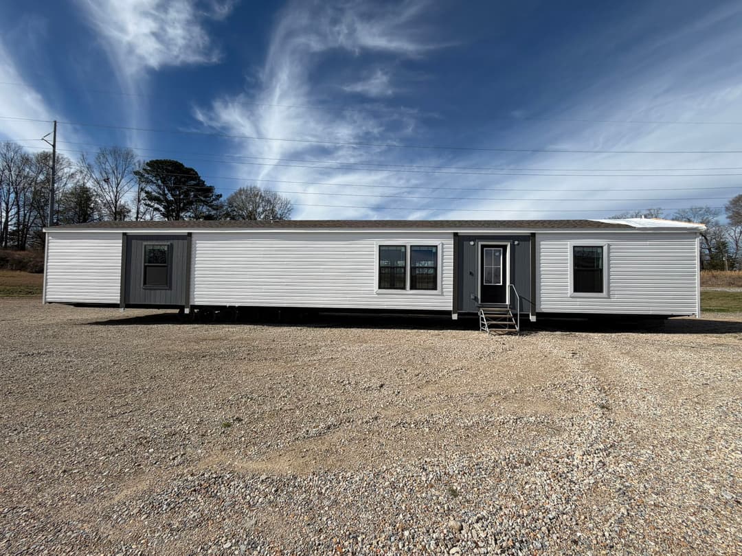 Annie elevation and exterior home features