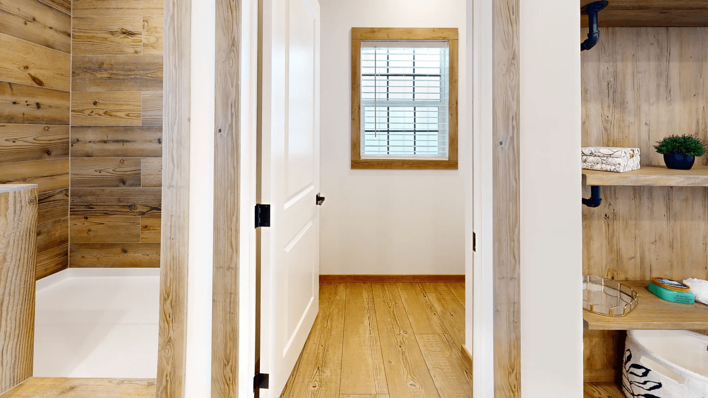 The reed bathroom home features
