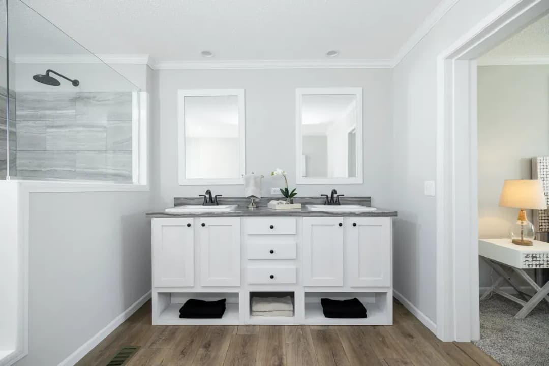 The jefferson bathroom home features