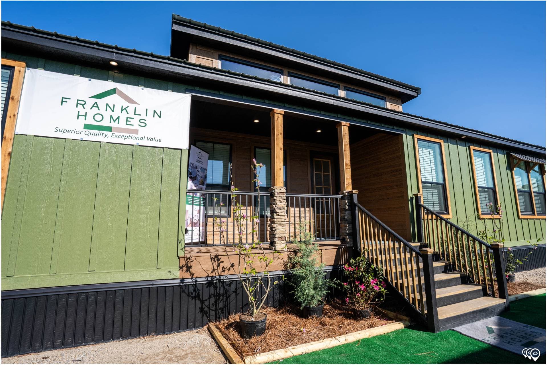 The piney branch elevation and exterior home features