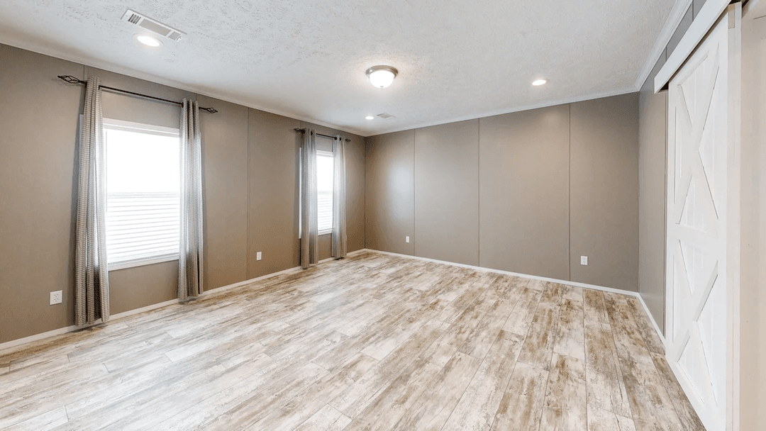 Cascade bedroom home features