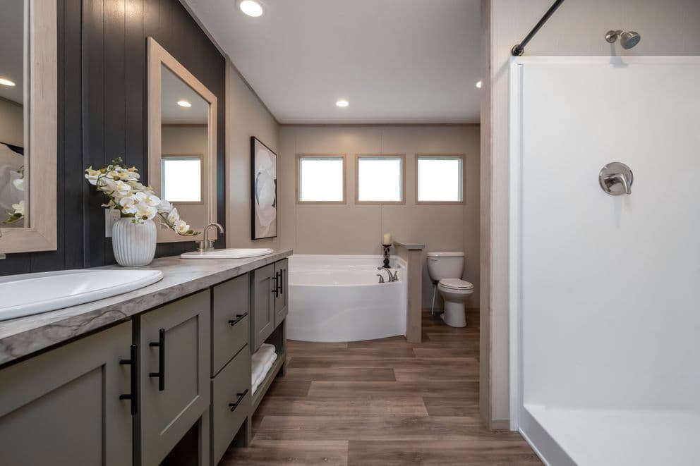 Crockett bathroom home features