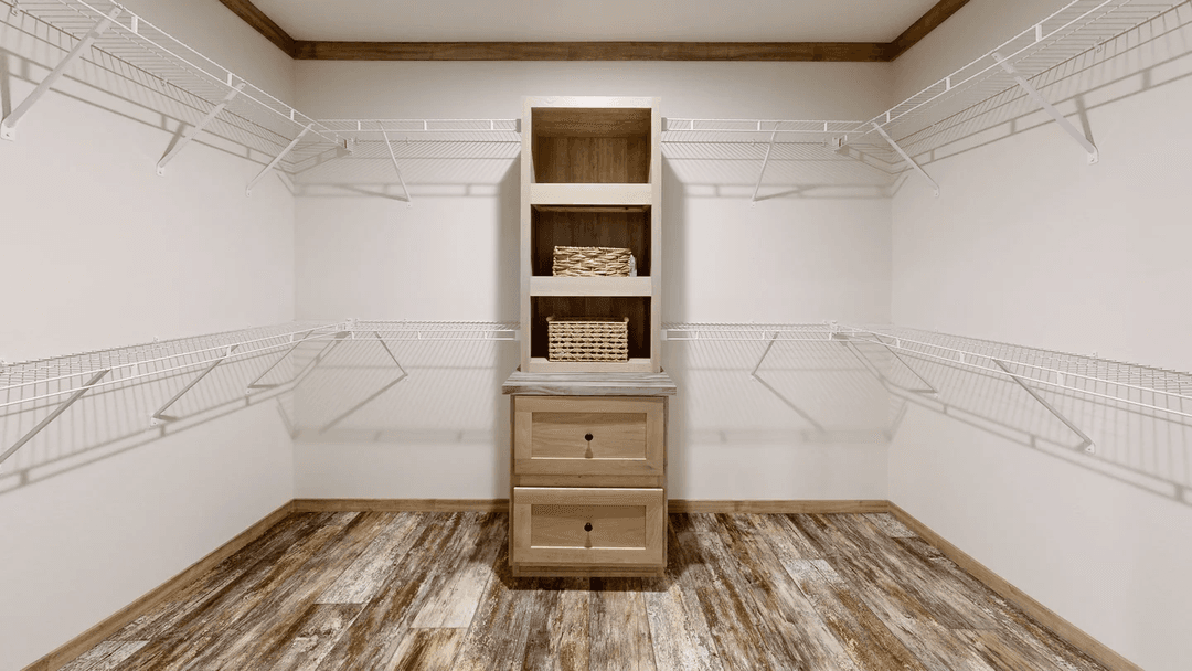Boujee premier interior and bedroom home features