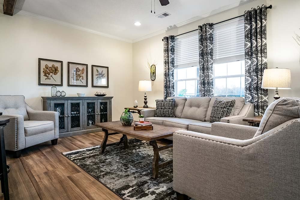 Ellistown interior home features