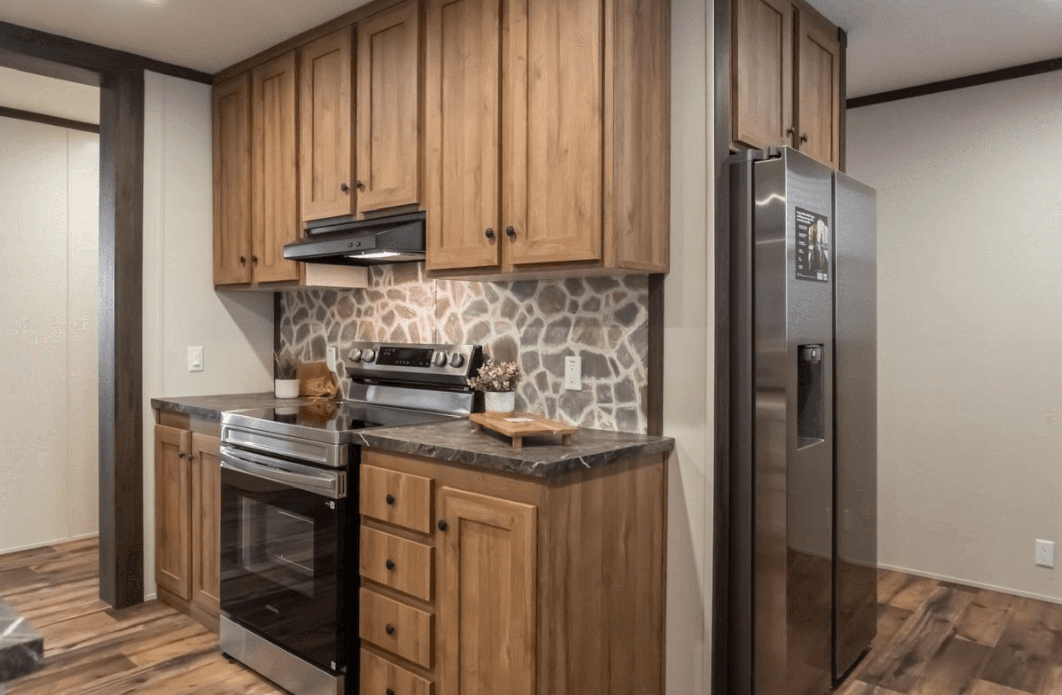 Mountain view kitchen home features