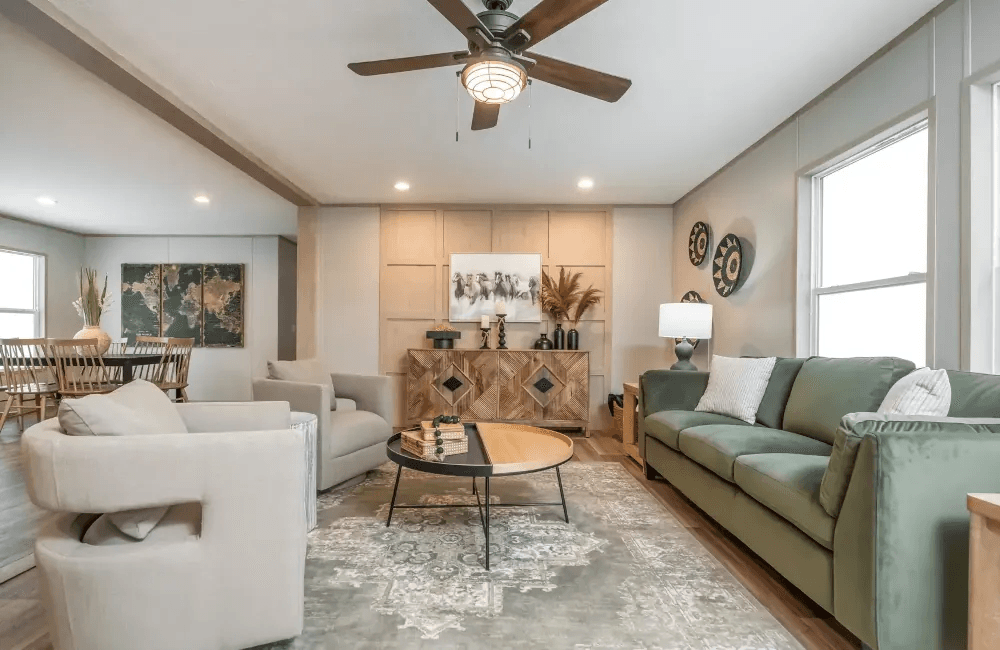 Crockett interior and hero home features