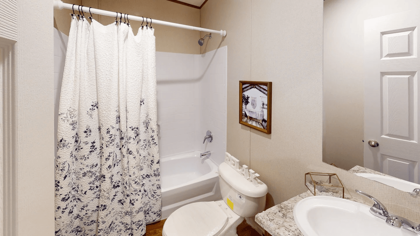 Aspen bathroom home features