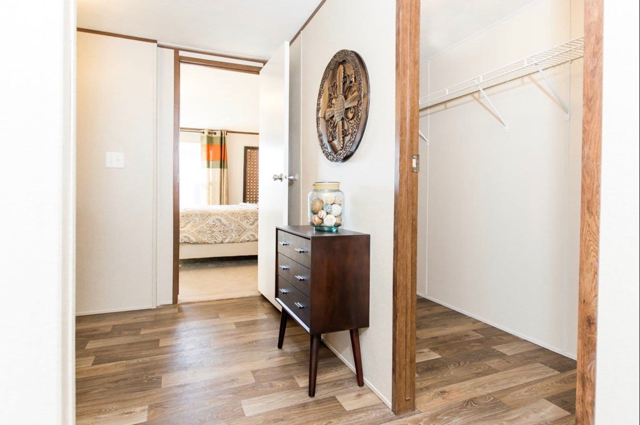 Marvel 4 (wind zone 2) interior home features