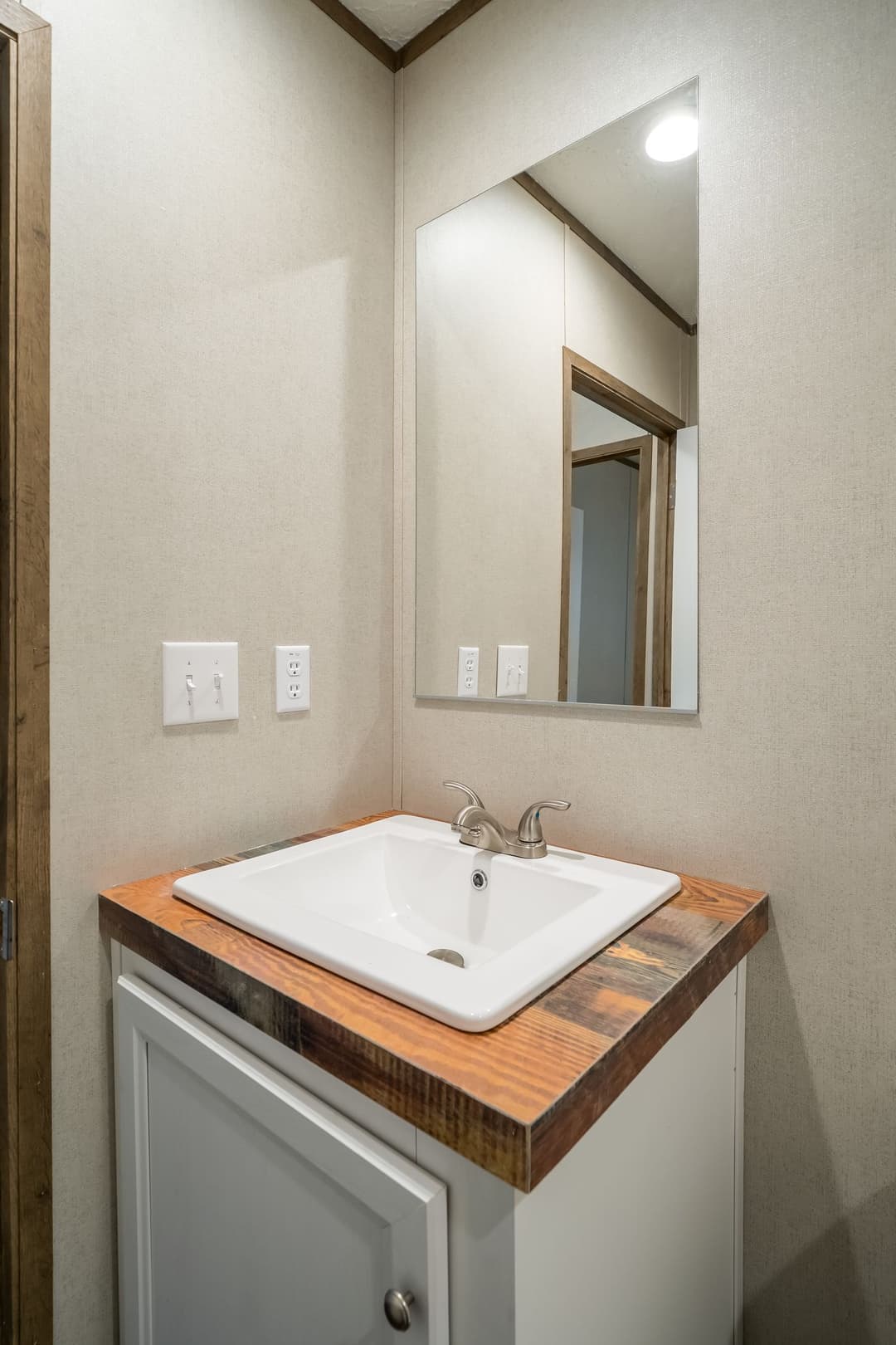 Anniversary entertainer bathroom home features