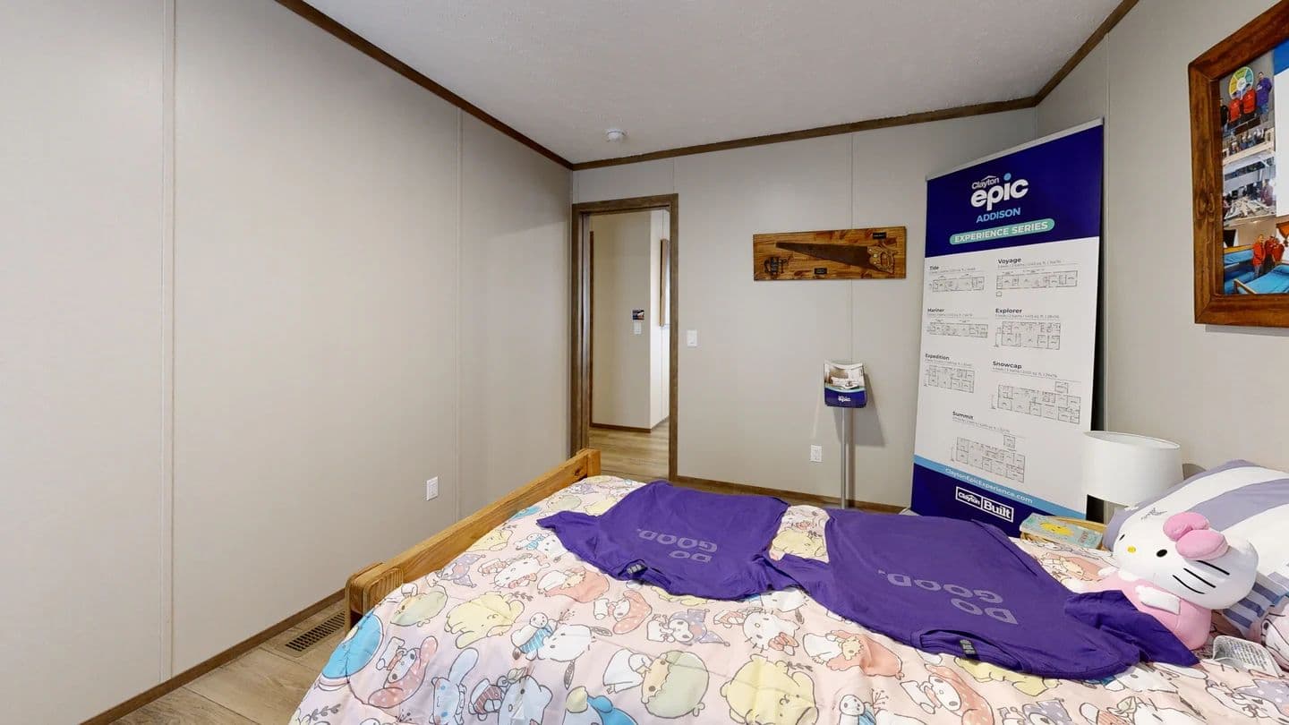 Sevier bedroom home features