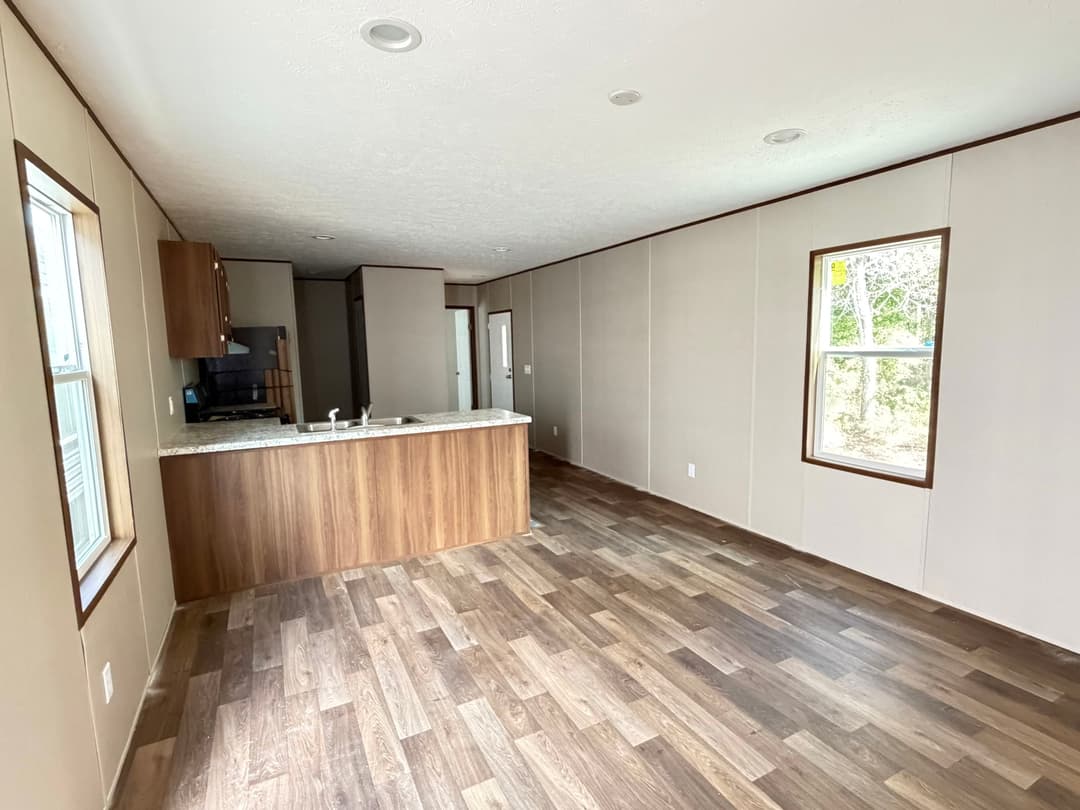 Hickory (wind zone 2) kitchen home features