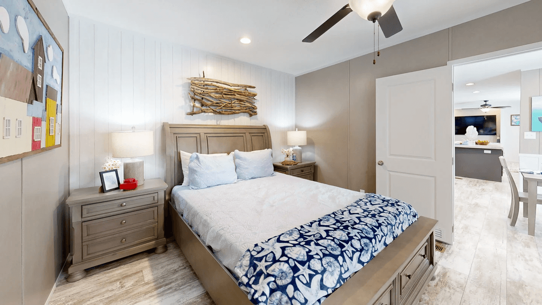 The driftwood bedroom home features