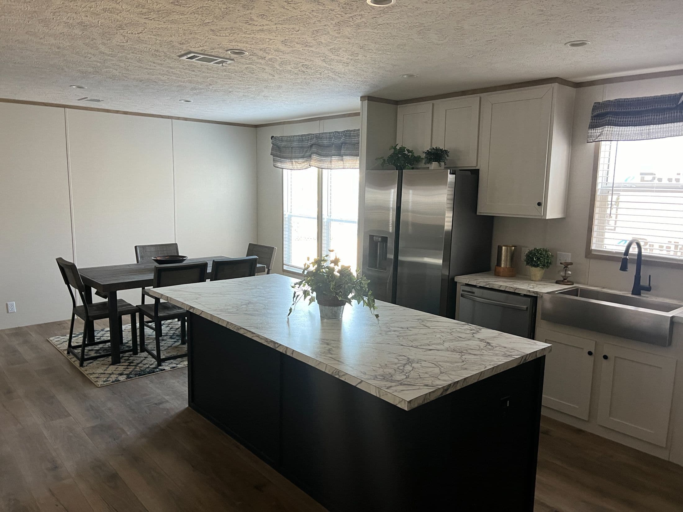 The bayside kitchen home features