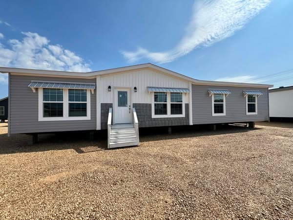 The jefferson elevation and exterior home features