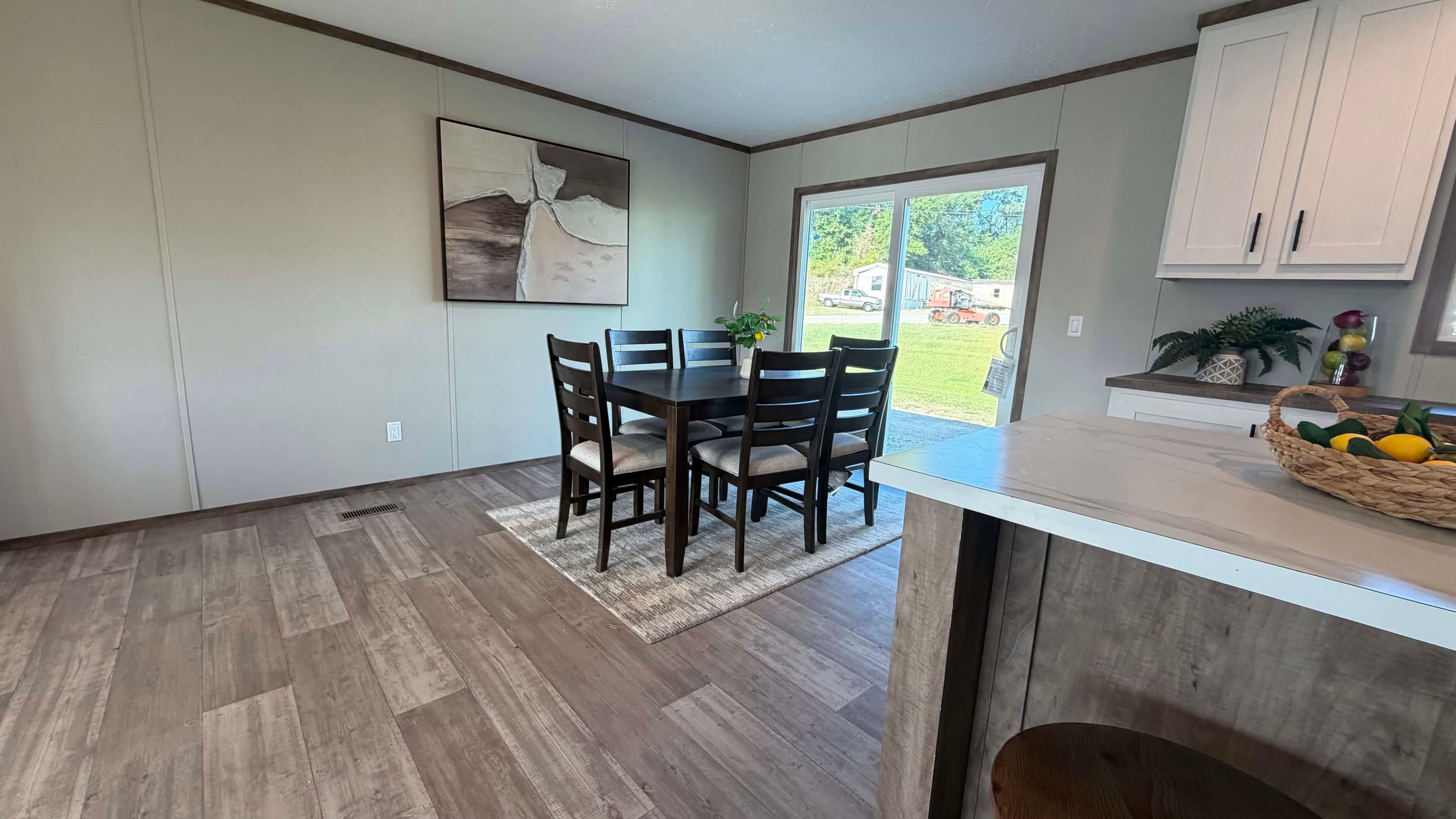 Summit interior home features