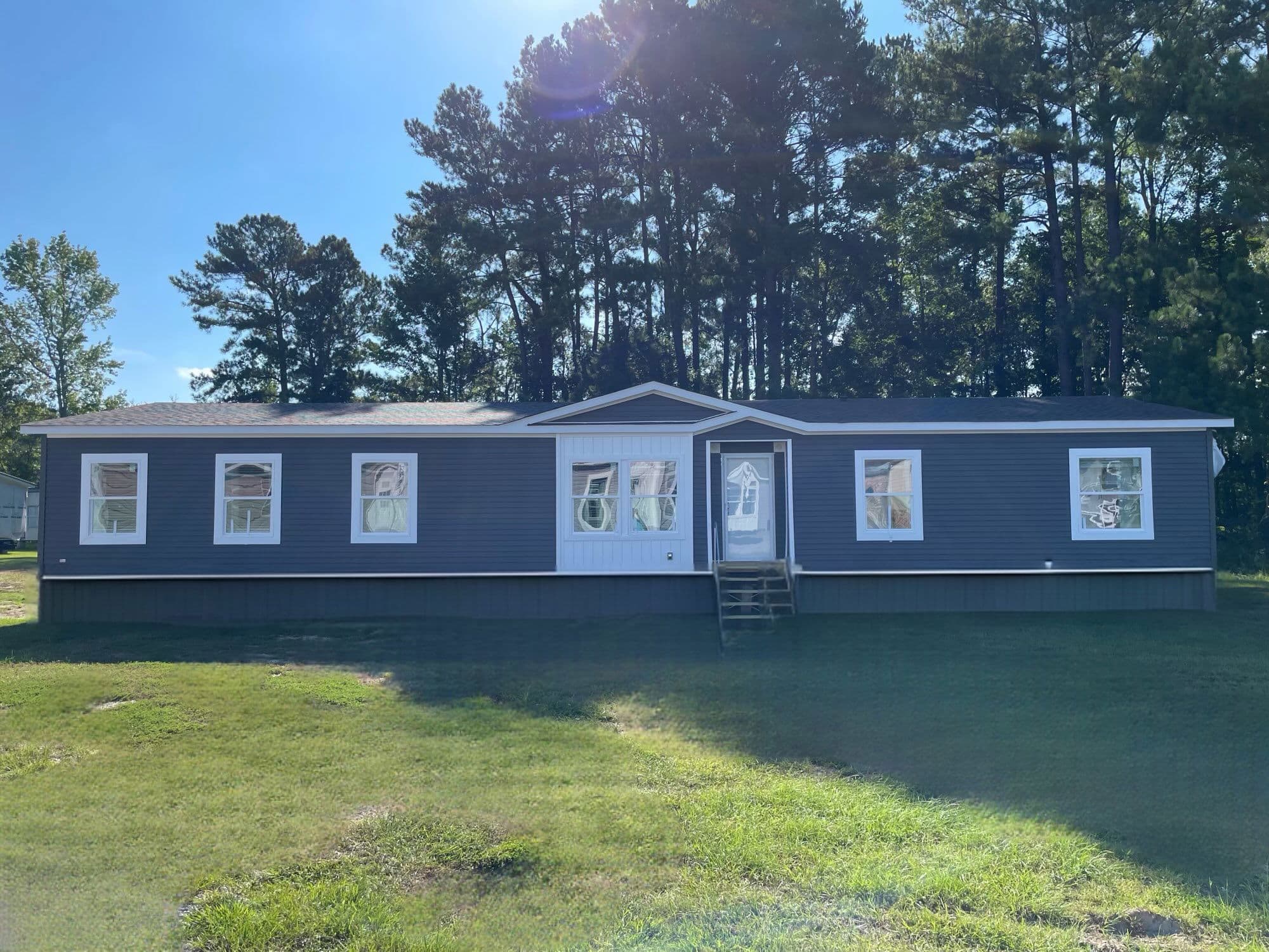 Cascade elevation and exterior home features