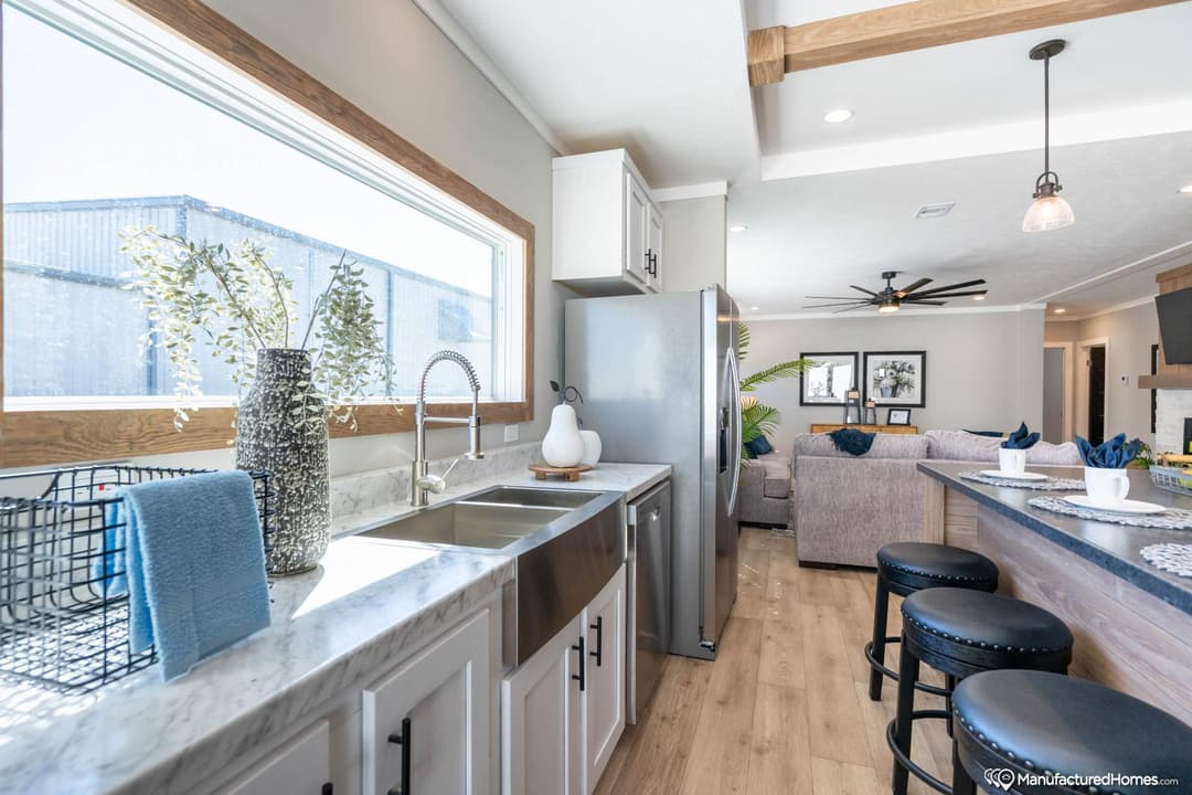 Shades creek kitchen home features