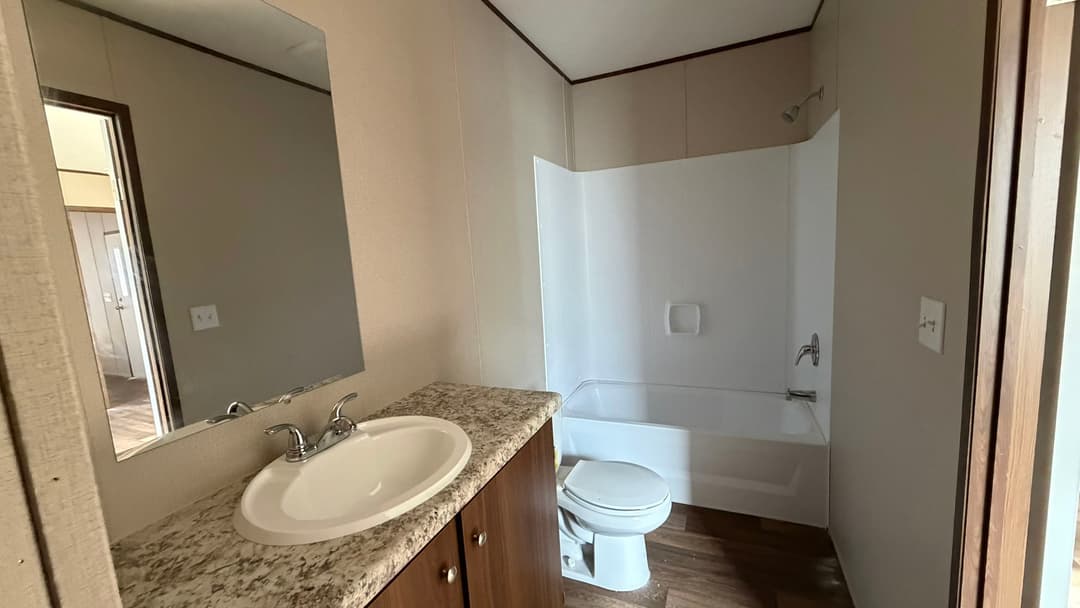 Dogwood (wind zone 2) bathroom home features