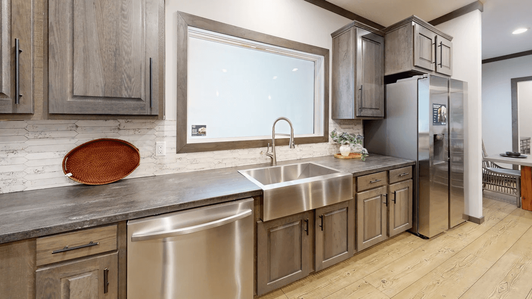 The keep kitchen home features