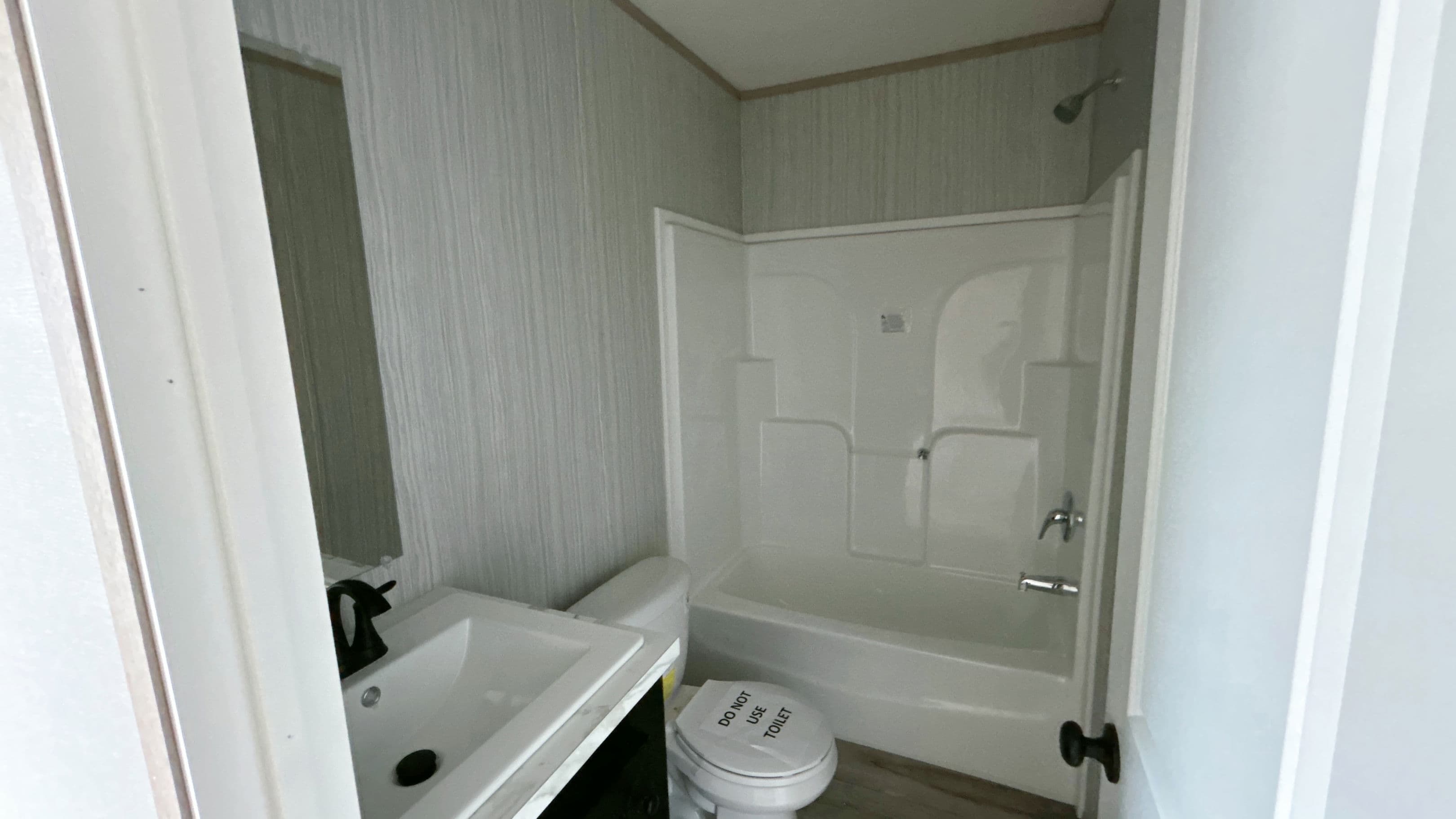 Jewel bathroom home features