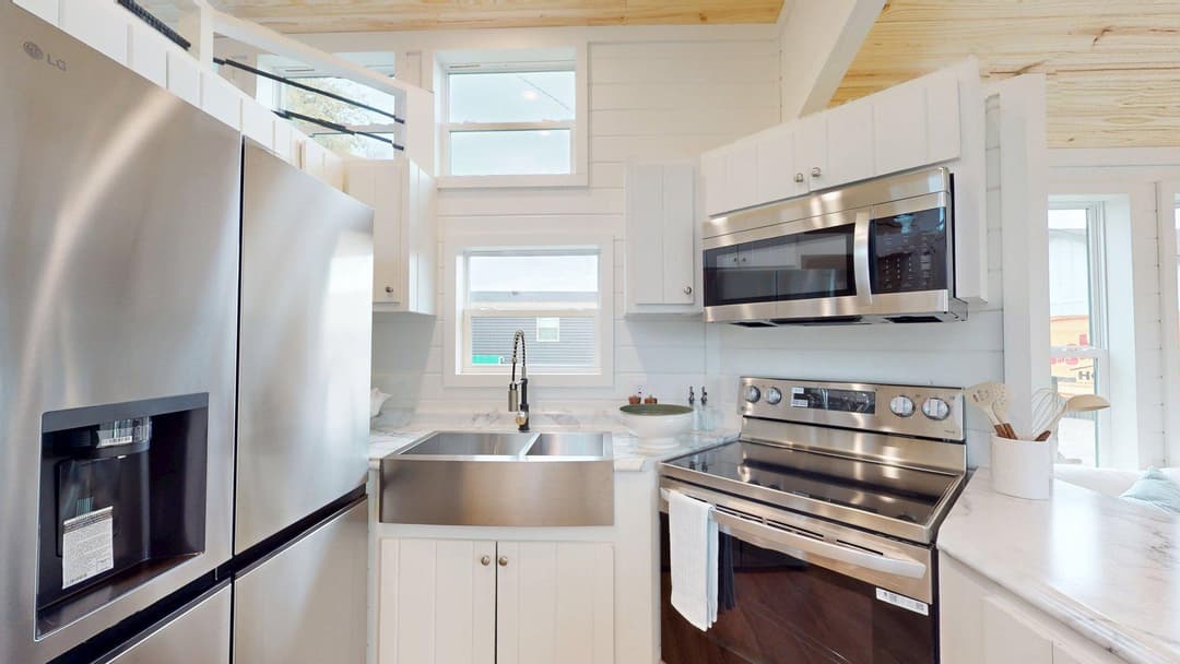 The blue wing kitchen home features