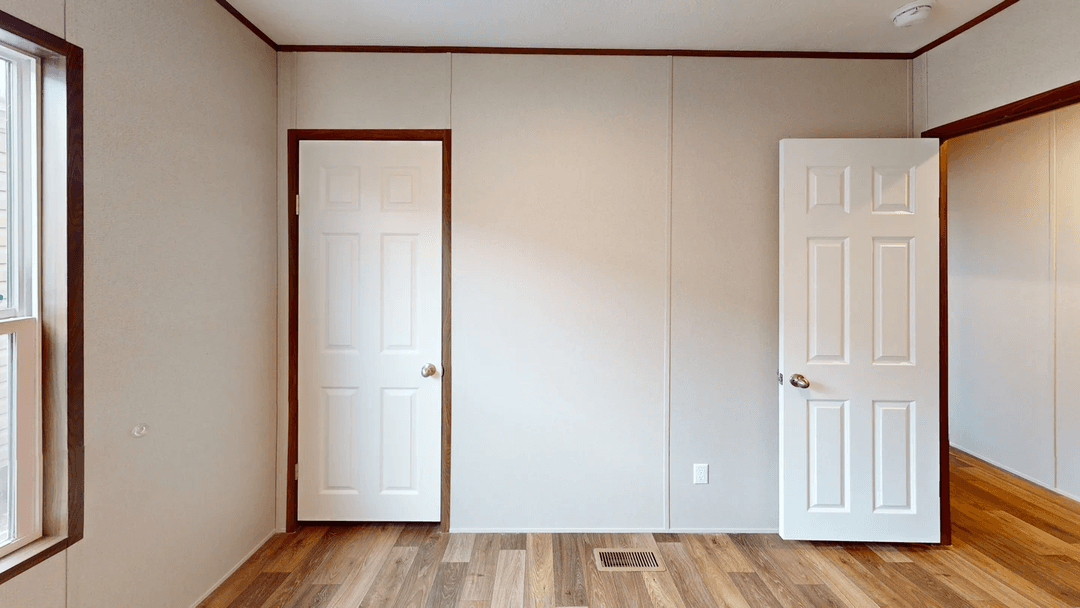 Aspen bedroom home features