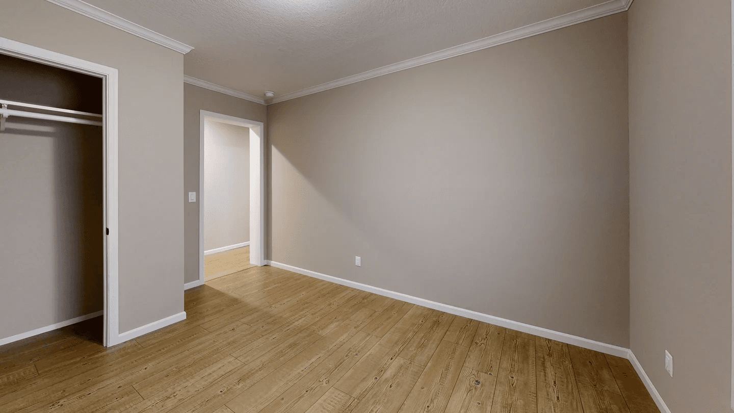 Mclemore bedroom home features