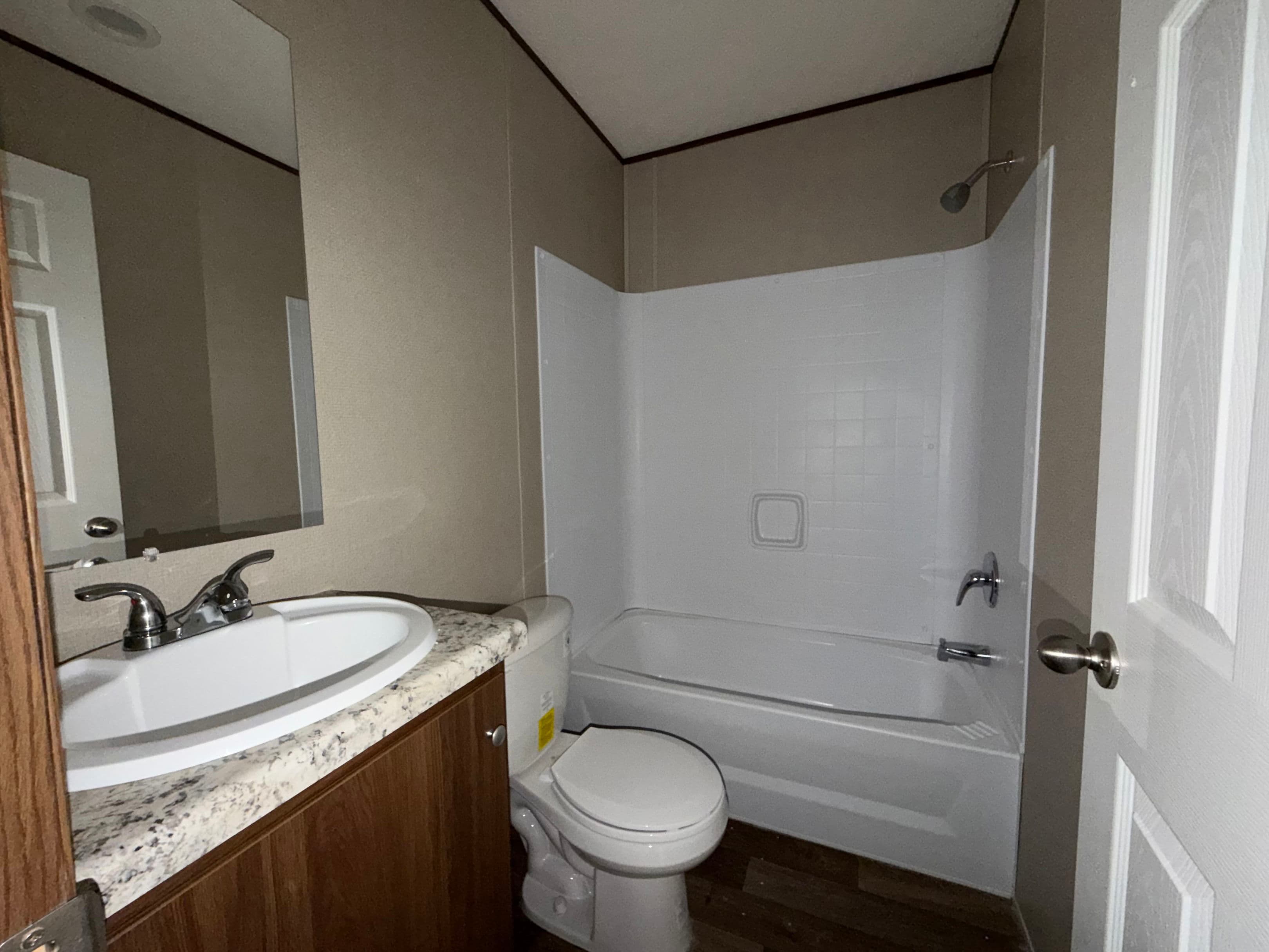 Hickory (wind zone 2) bathroom home features