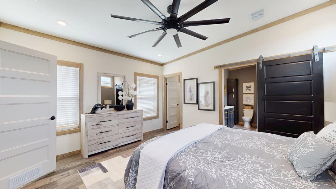 The keystone bedroom home features