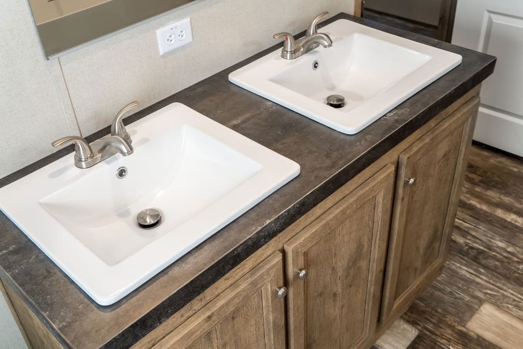 The breeze bathroom home features