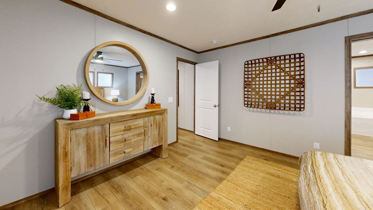 Sevier bedroom home features