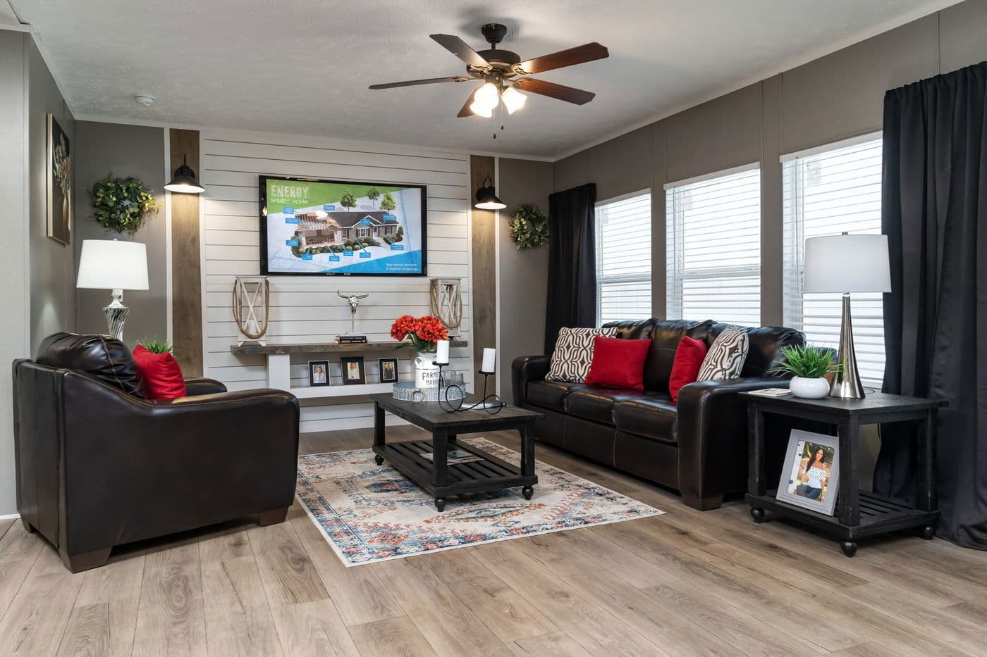 Savannah breeze interior home features