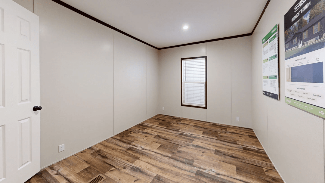 Mountain view bedroom home features