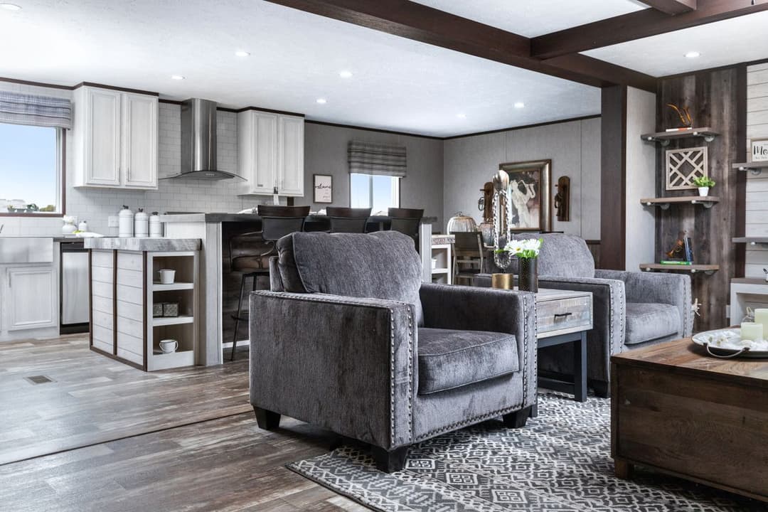 The shoreline interior home features