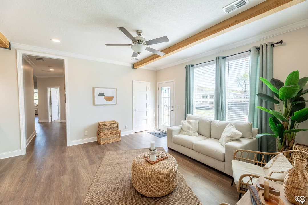 Cedar lake interior home features